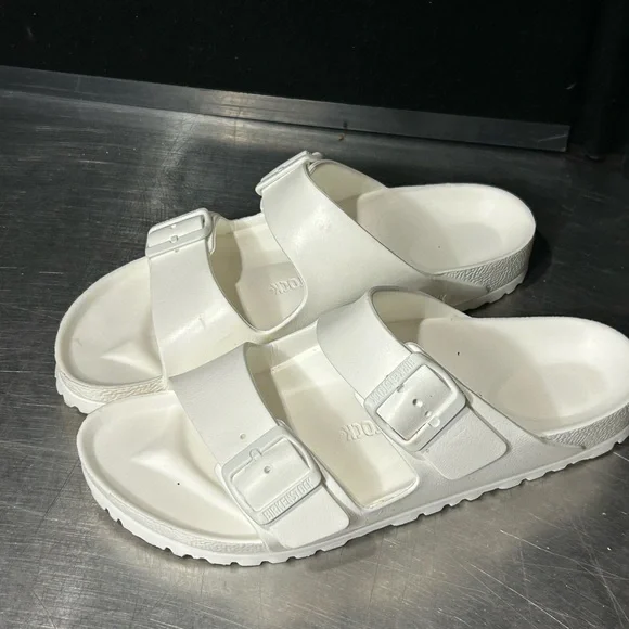 Birkenstock Sandals Women - Picture 1 of 12